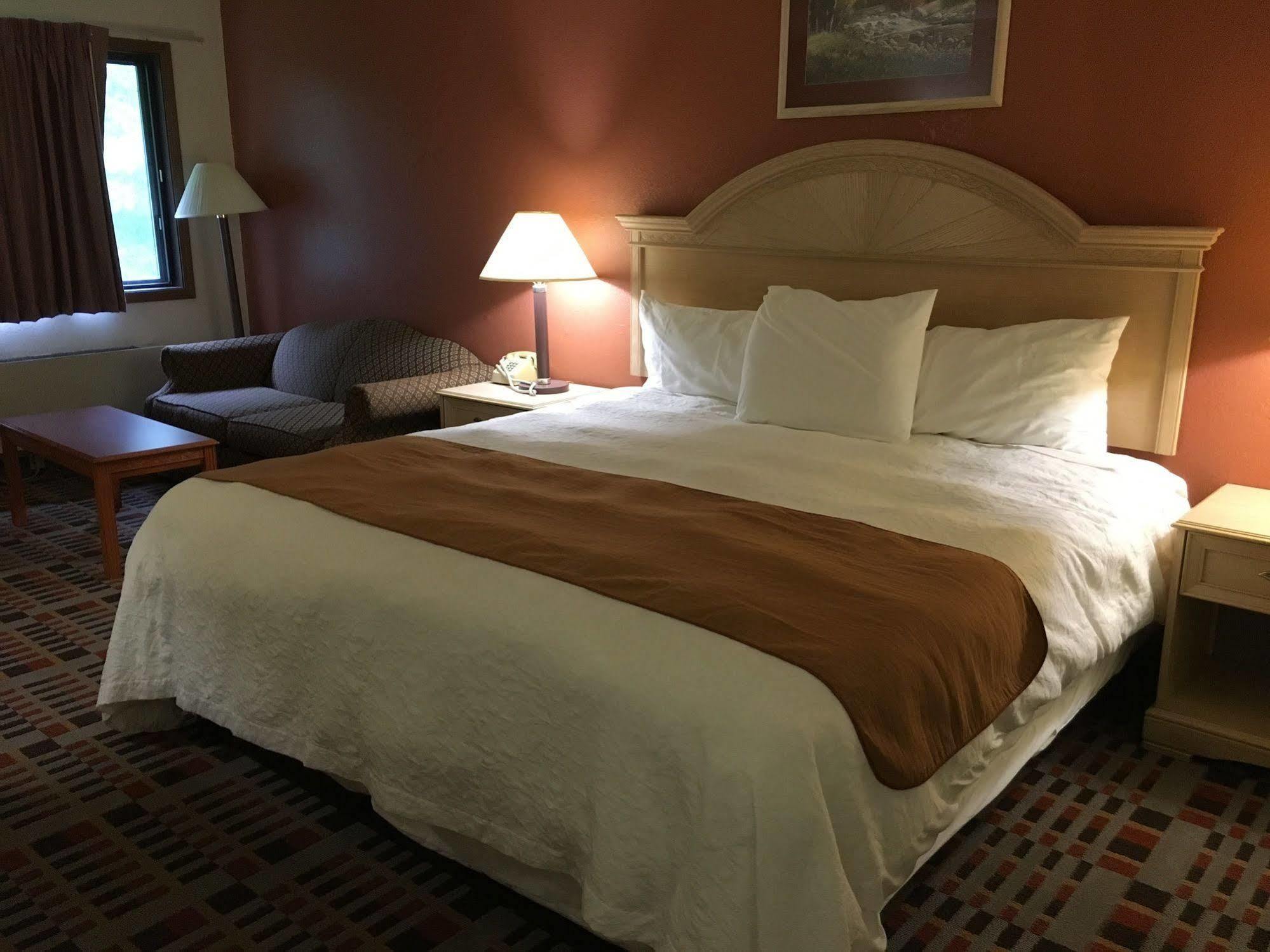Anderson Chesterfield Travel Inn Daleville Экстерьер фото